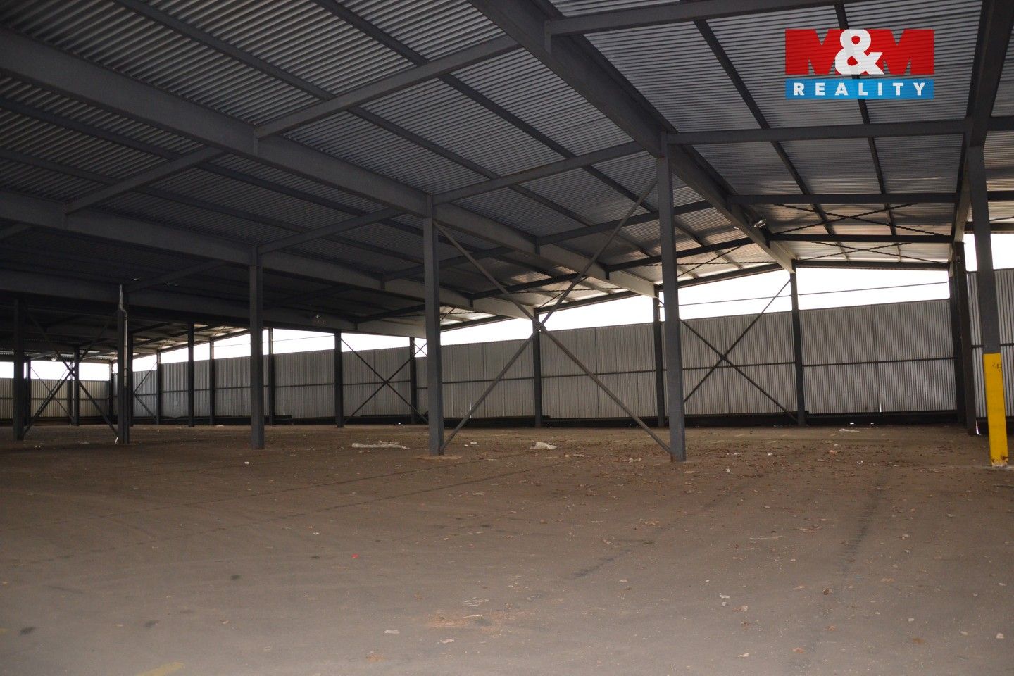 Pronájem komerčního prostoru 4000 m² - foto 10