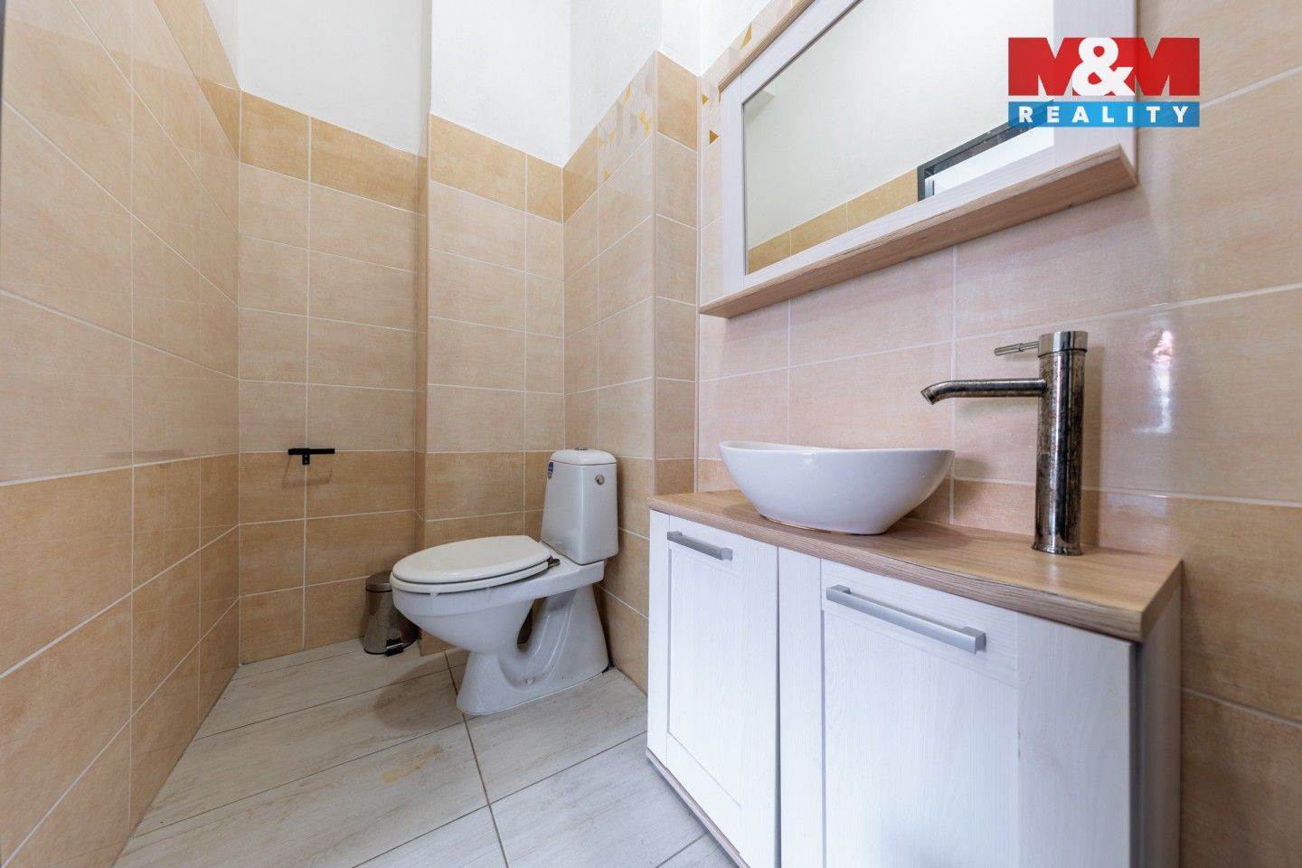 Prodej komerčního prostoru 327 m² - foto 30