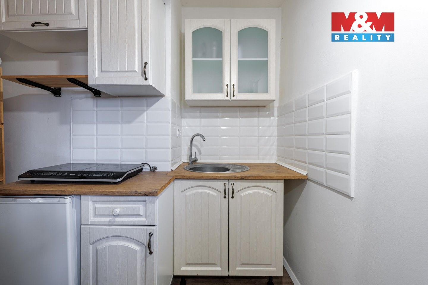 Prodej komerčního prostoru 327 m² - foto 26