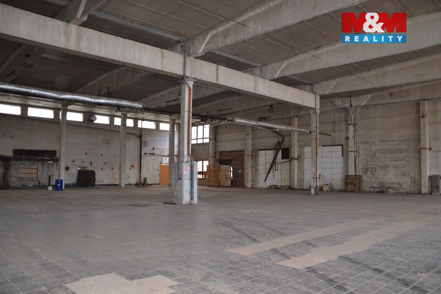 Pronájem komerčního prostoru 4000 m² - foto 18