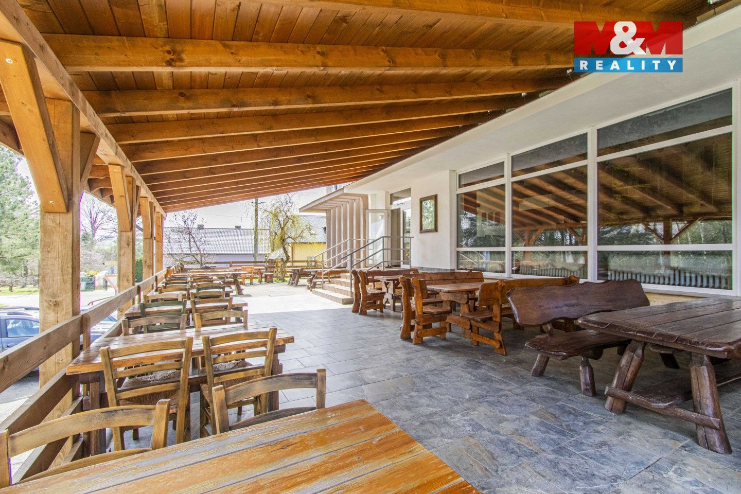 Prodej komerčního prostoru 360 m² - foto 1