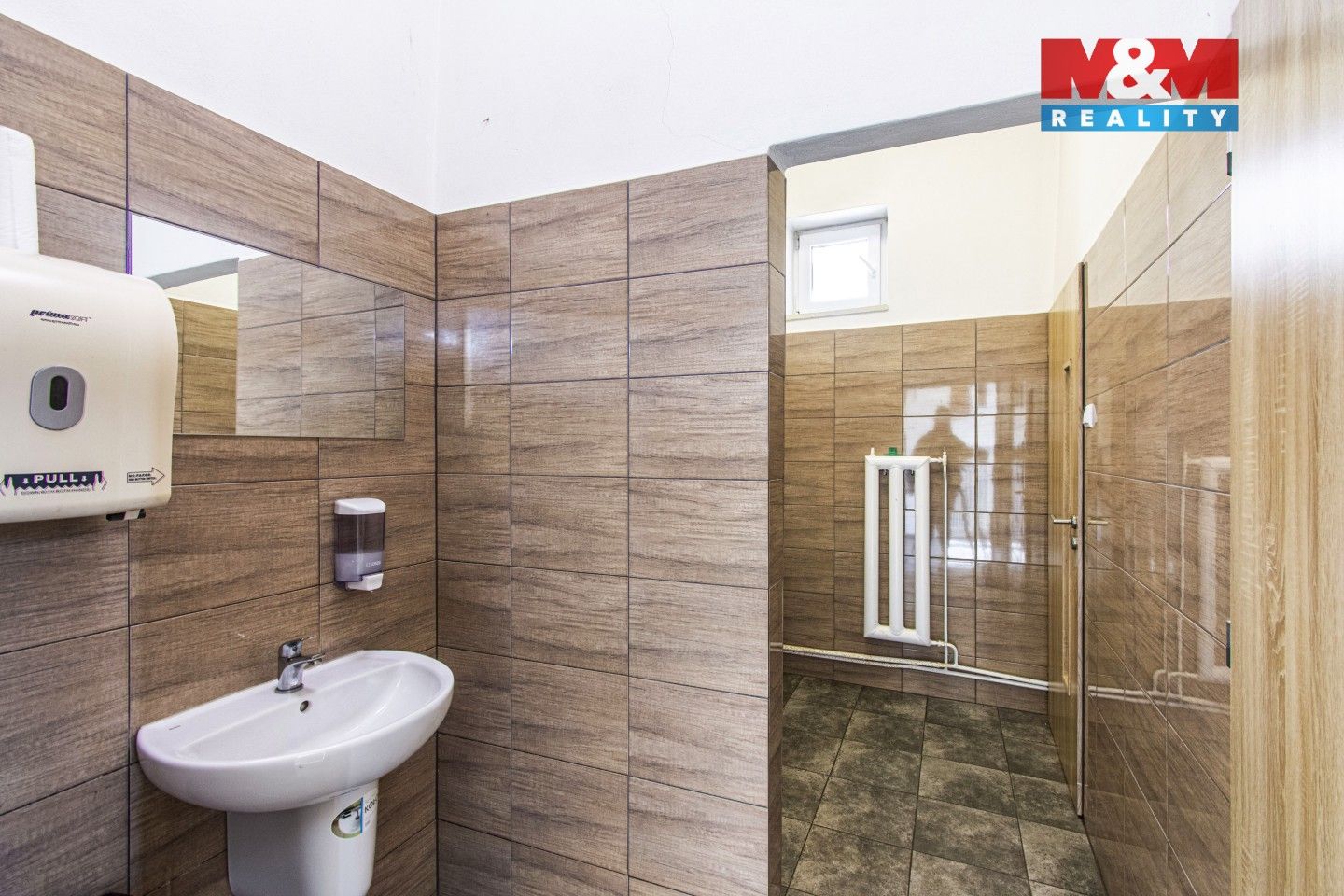 Prodej komerčního prostoru 360 m² - foto 12