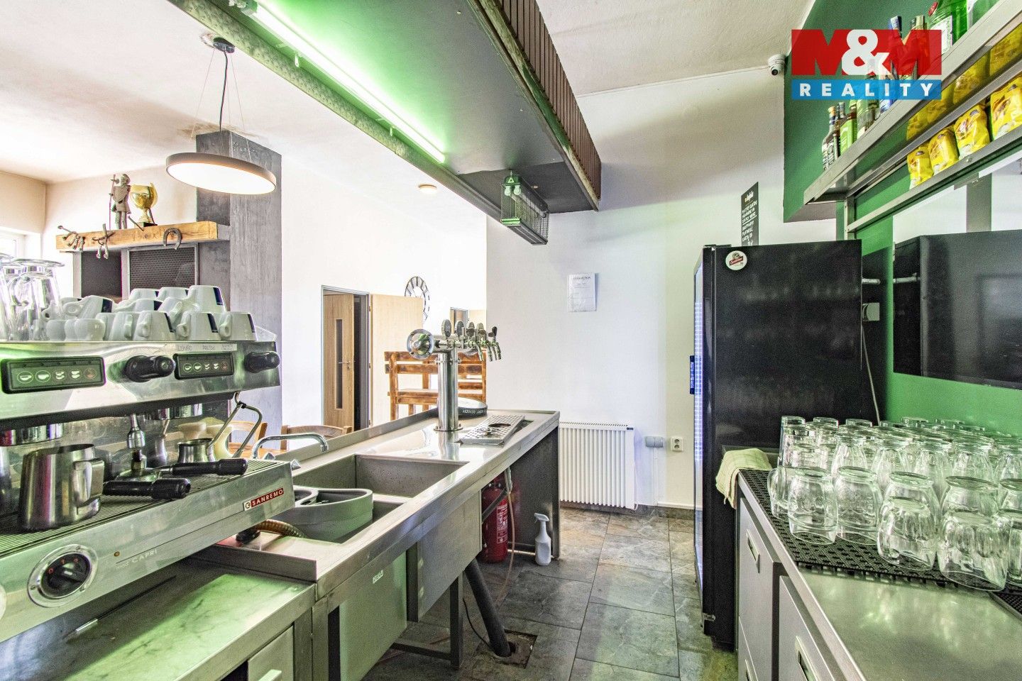 Prodej komerčního prostoru 360 m² - foto 9