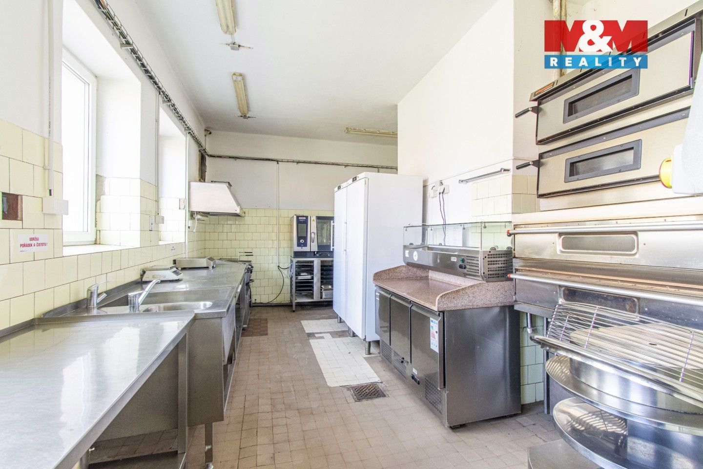Prodej komerčního prostoru 360 m² - foto 15