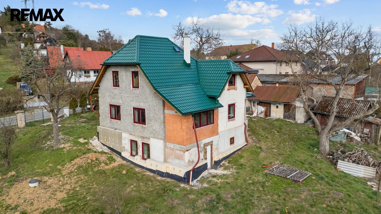 Prodej domu 204 m² - foto 1