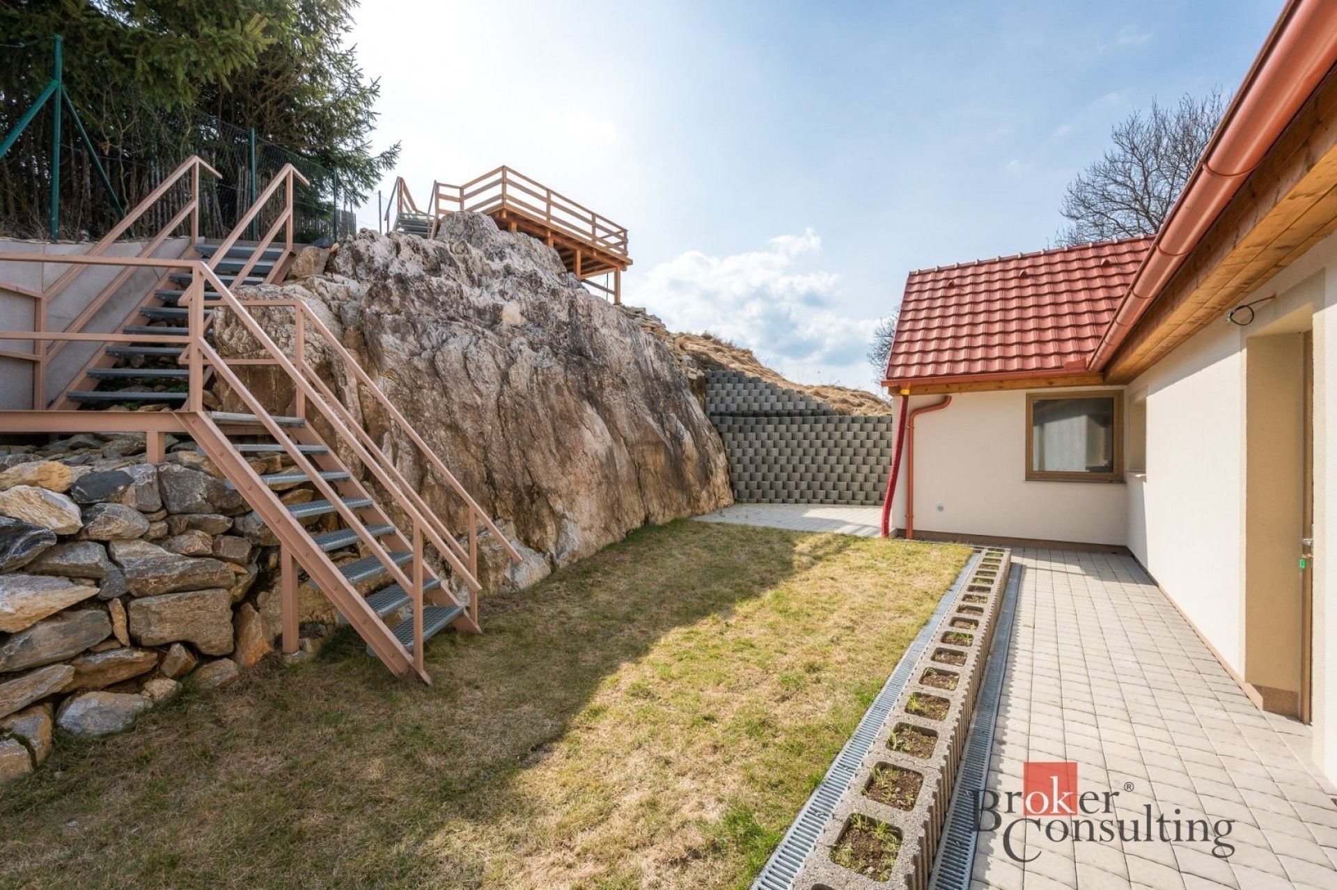 Prodej domu 155 m² - foto 2