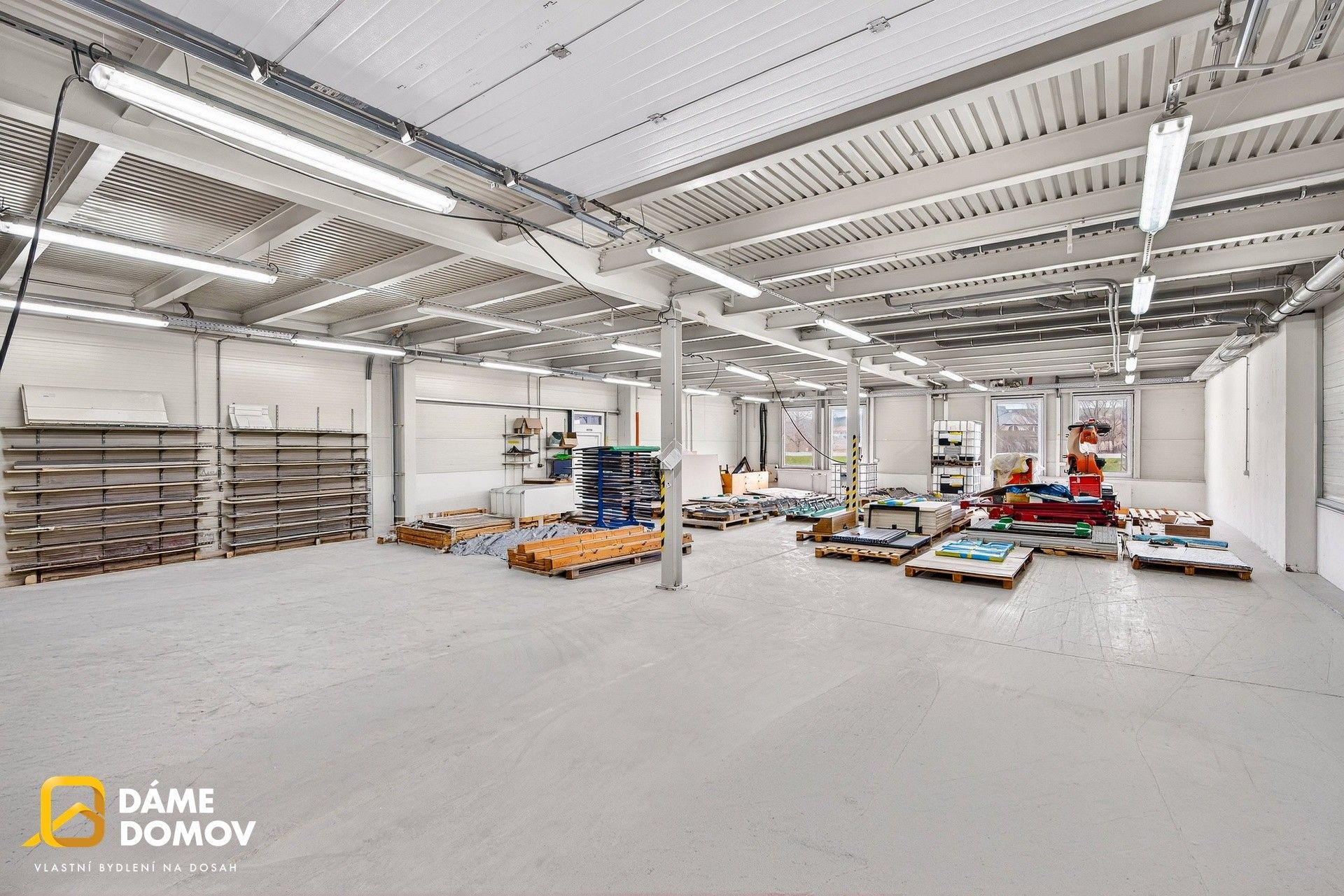 Pronájem komerčního prostoru 832 m² - foto 3