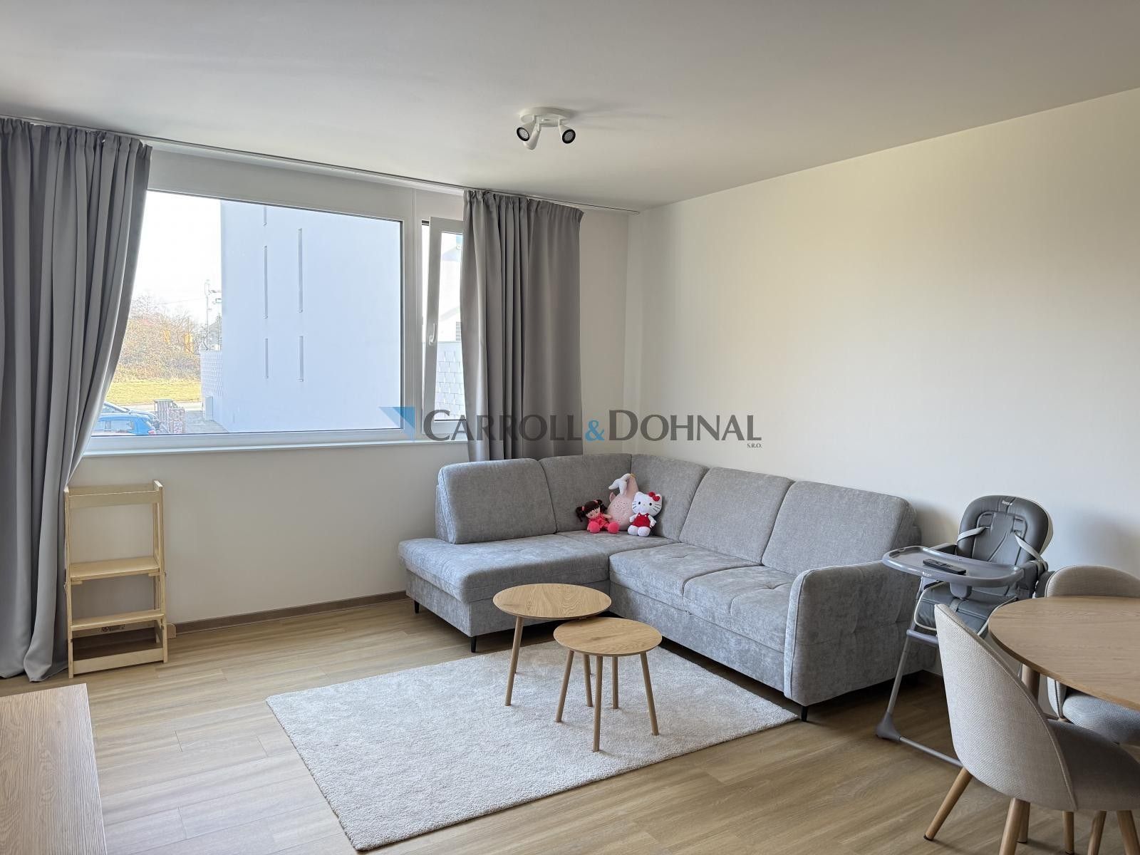 Pronájem bytu 2+kk 56 m² - foto 3