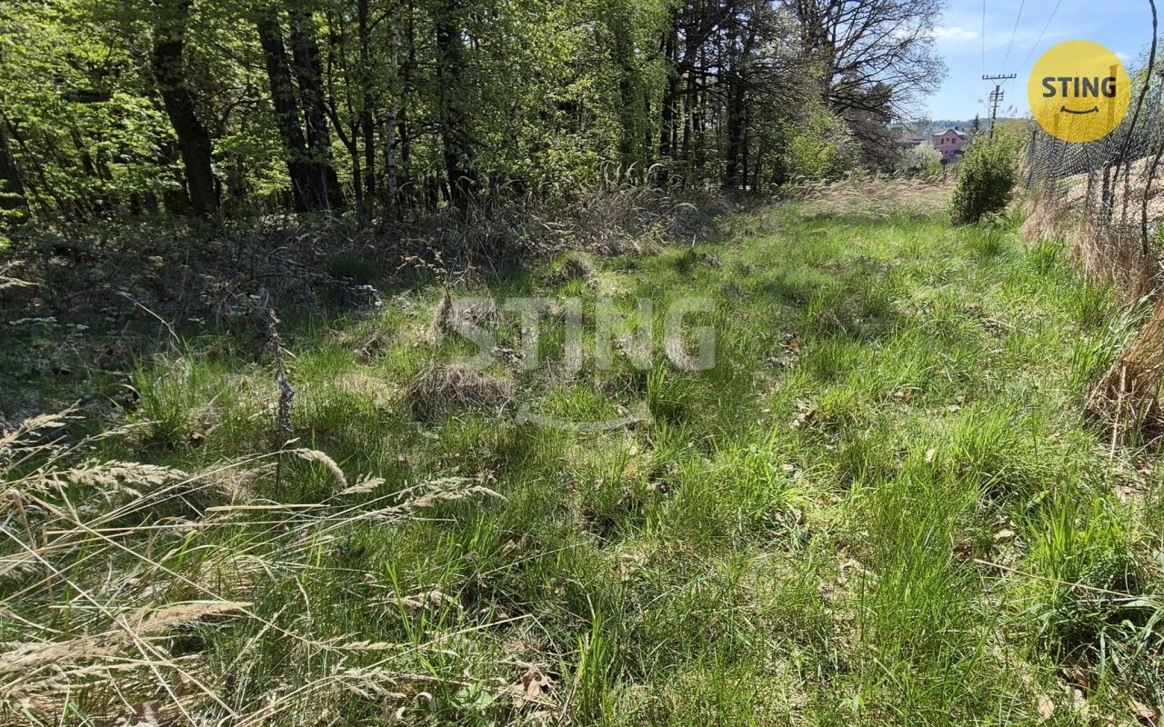 Prodej pozemku 689 m² - foto 1