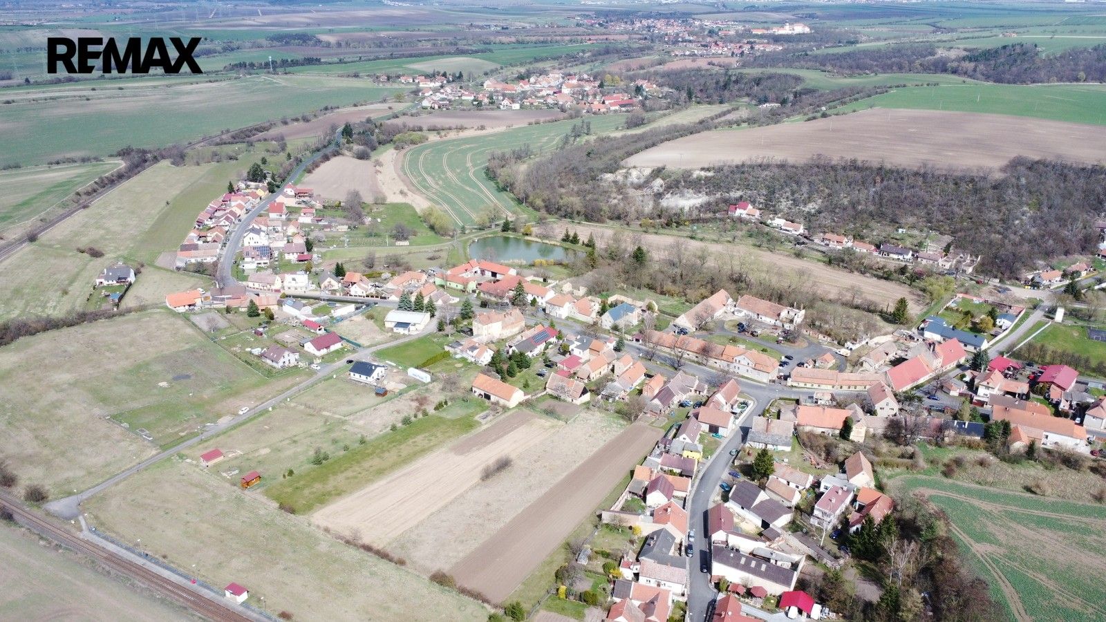 Prodej pozemku 993 m² - foto 7