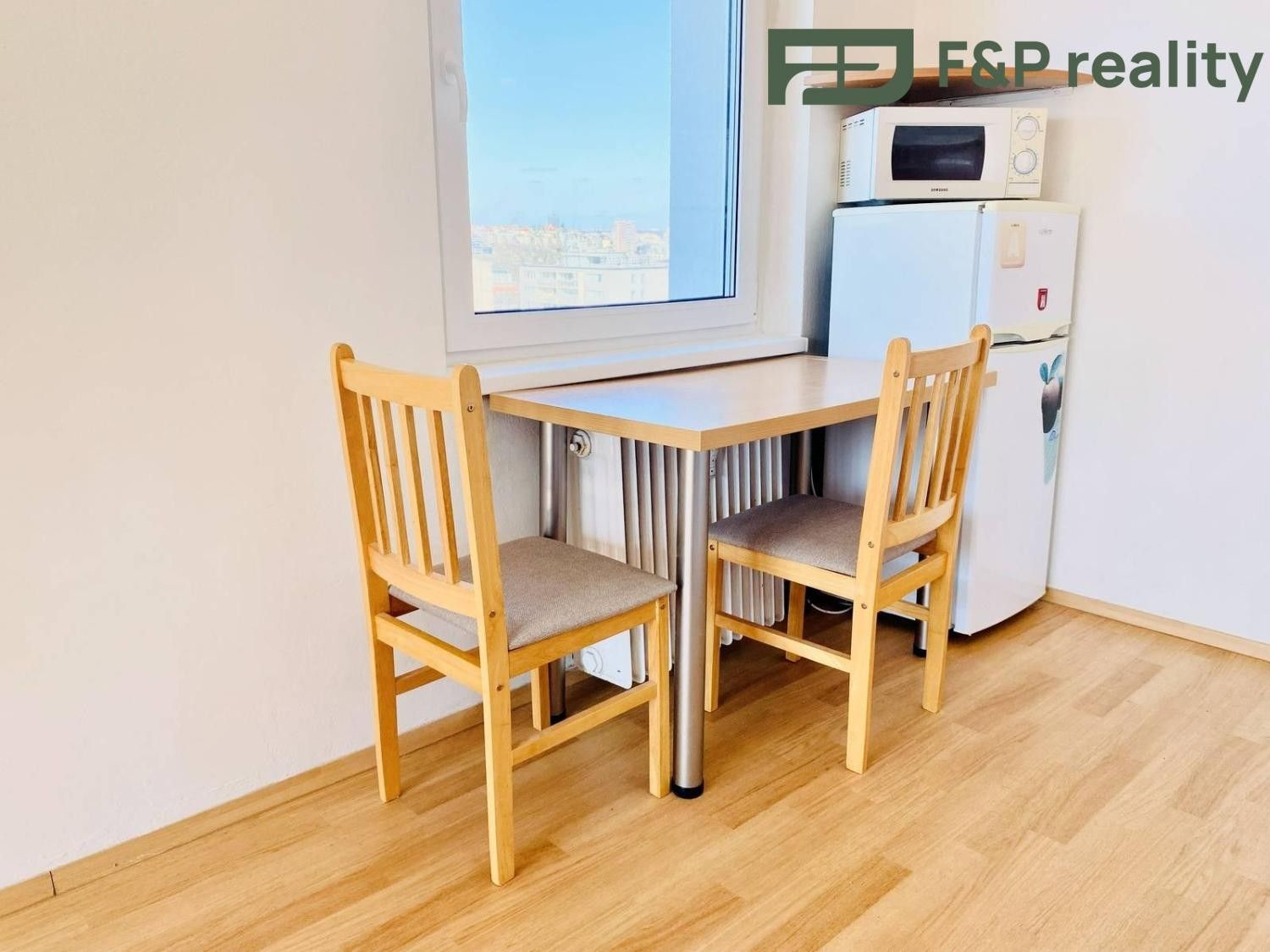 Pronájem bytu 2+kk 42 m² - foto 4