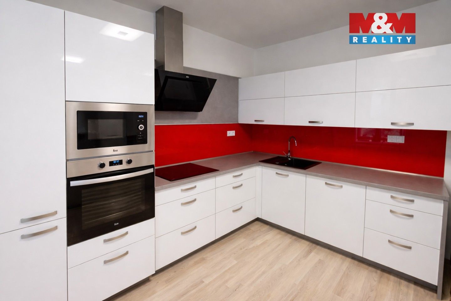 Prodej bytu 3+kk 61 m² - foto 1