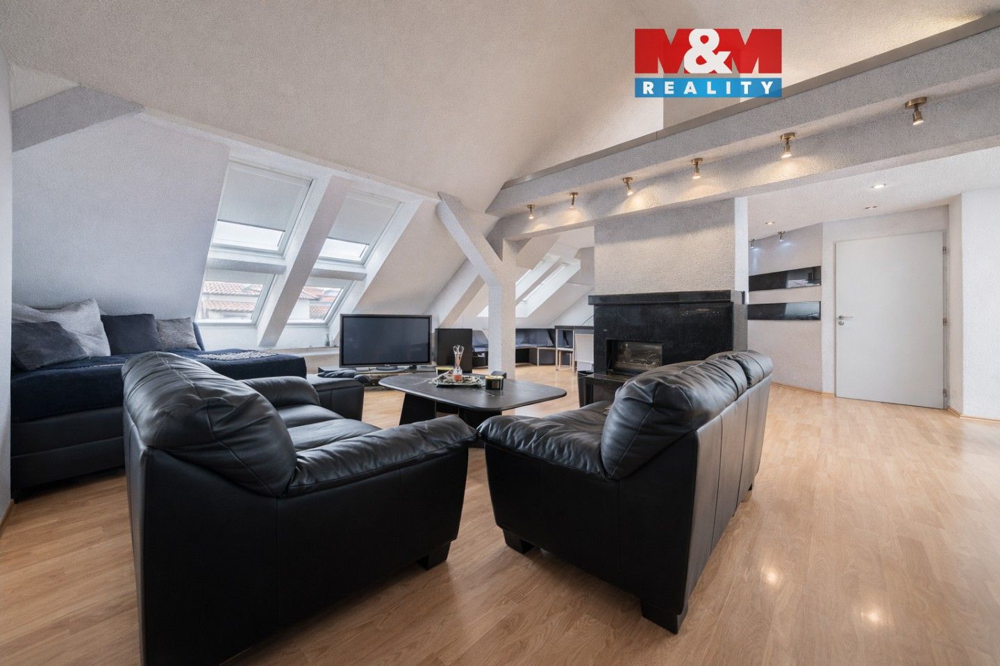Prodej domu 379 m² - foto 1