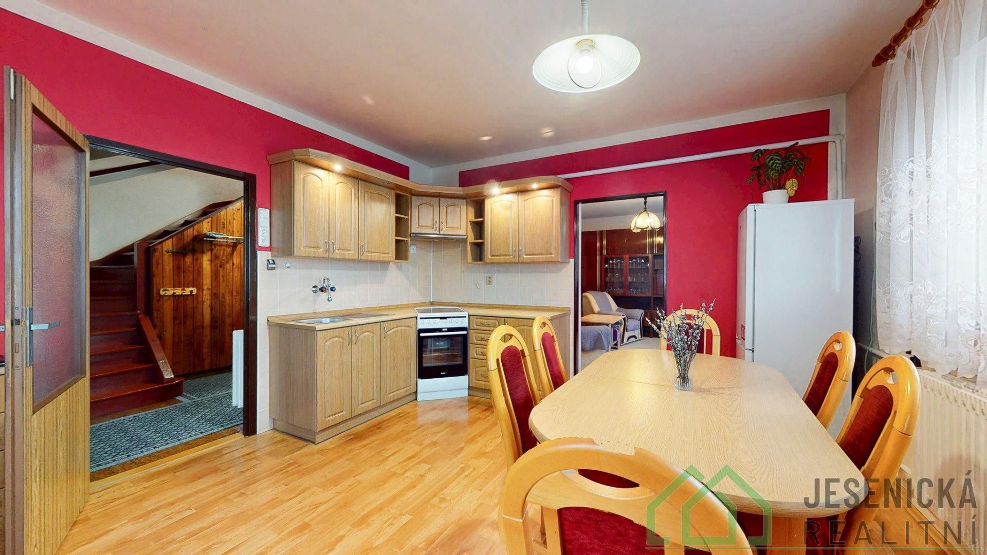 Prodej domu 144 m² - foto 6
