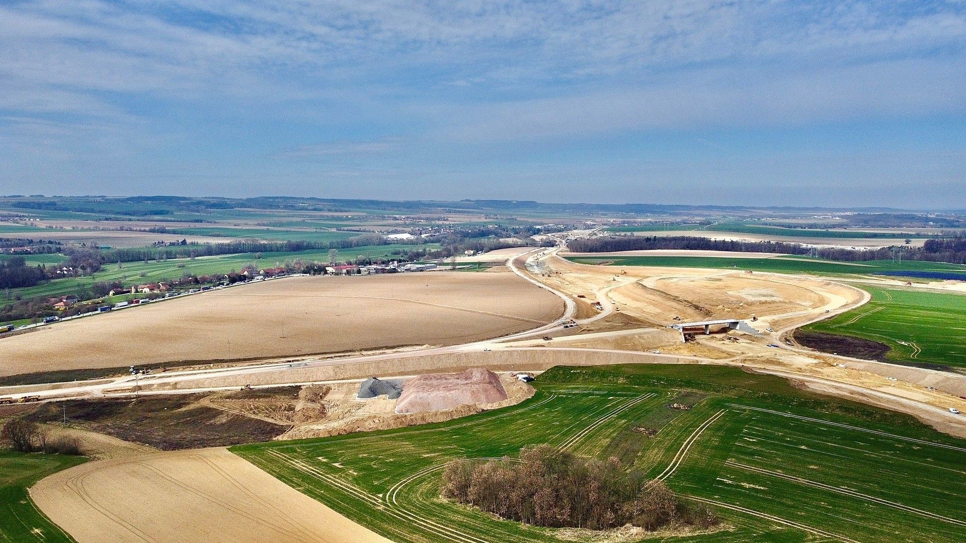 Prodej pozemku 5000 m² - foto 2