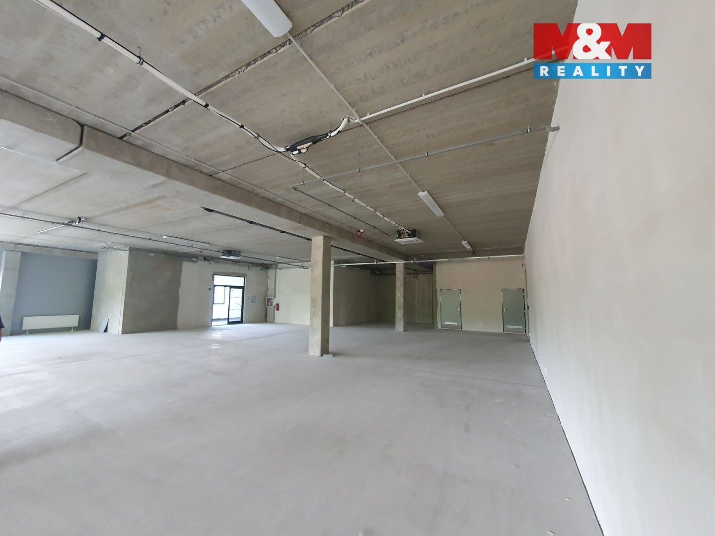 Pronájem komerčního prostoru 365 m² - foto 9