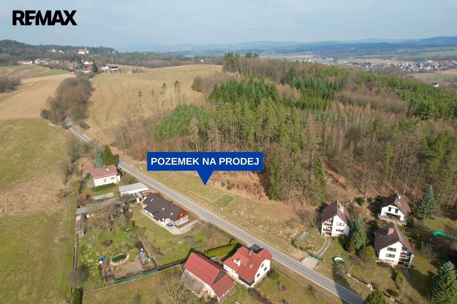 Prodej pozemku 1425 m² - foto 1