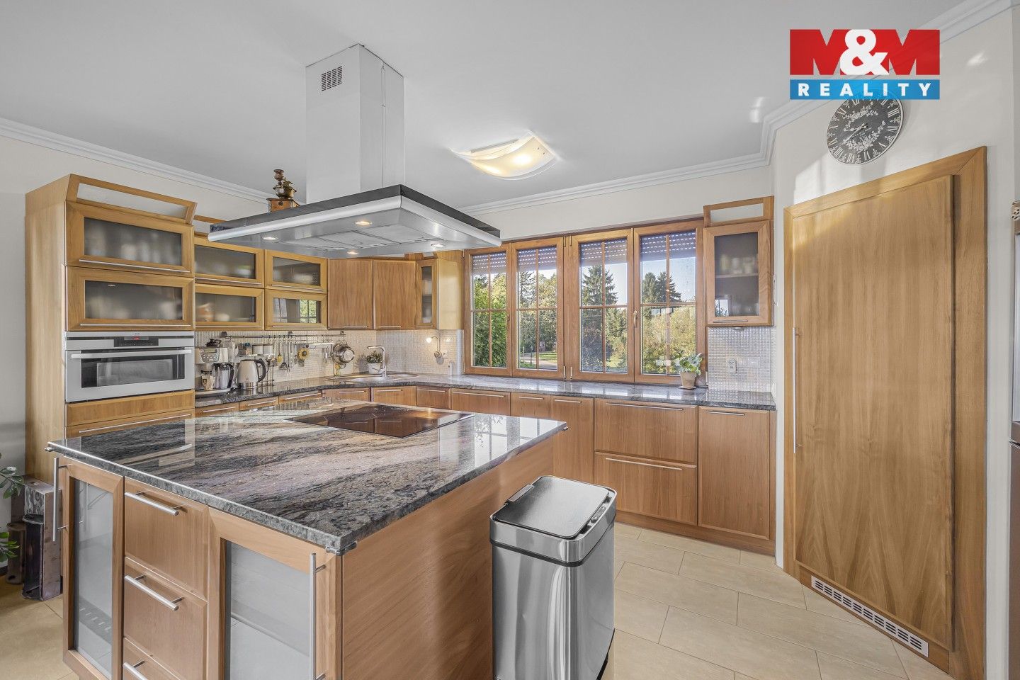 Prodej nemovitosti 360 m² - foto 5