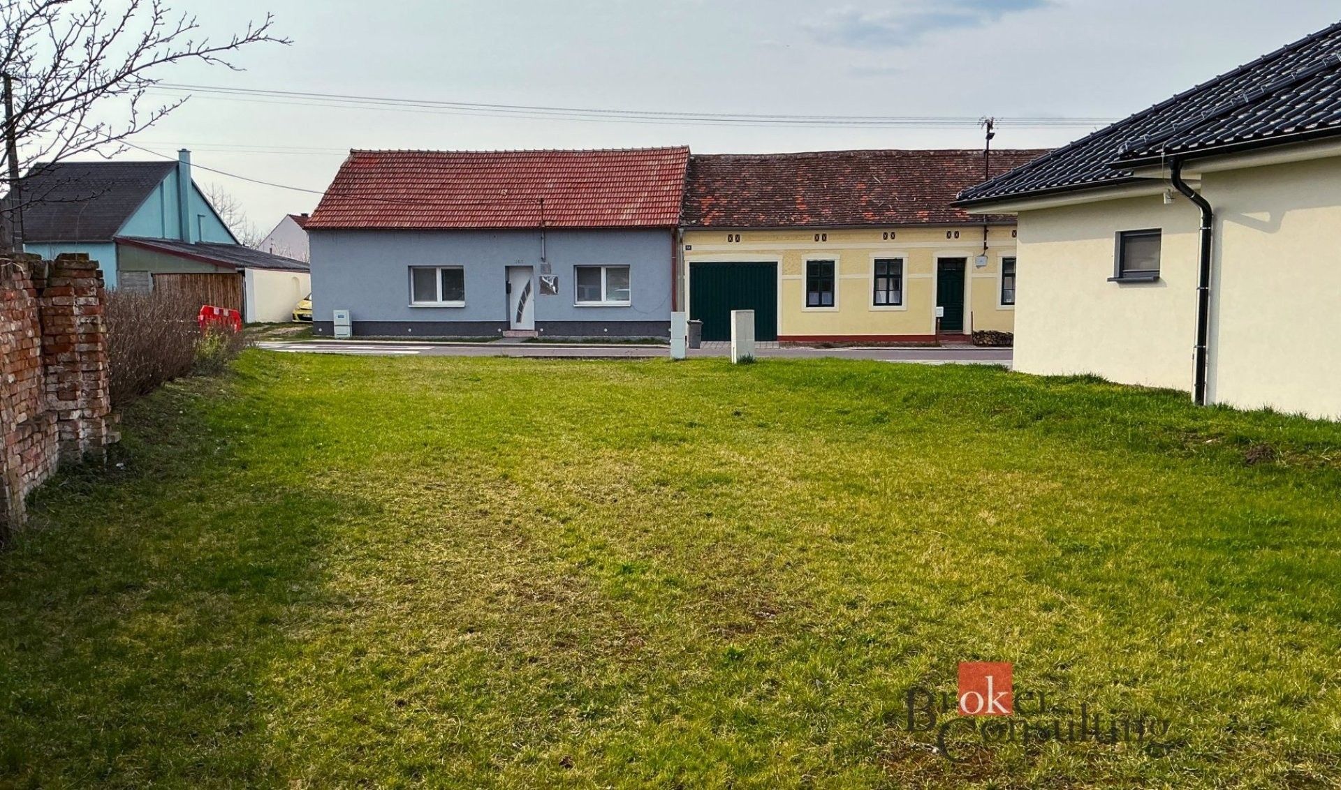 Prodej pozemku 260 m² - foto 1