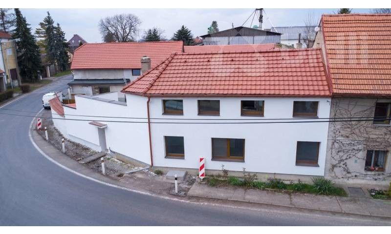 Prodej domu 145 m² - foto 1