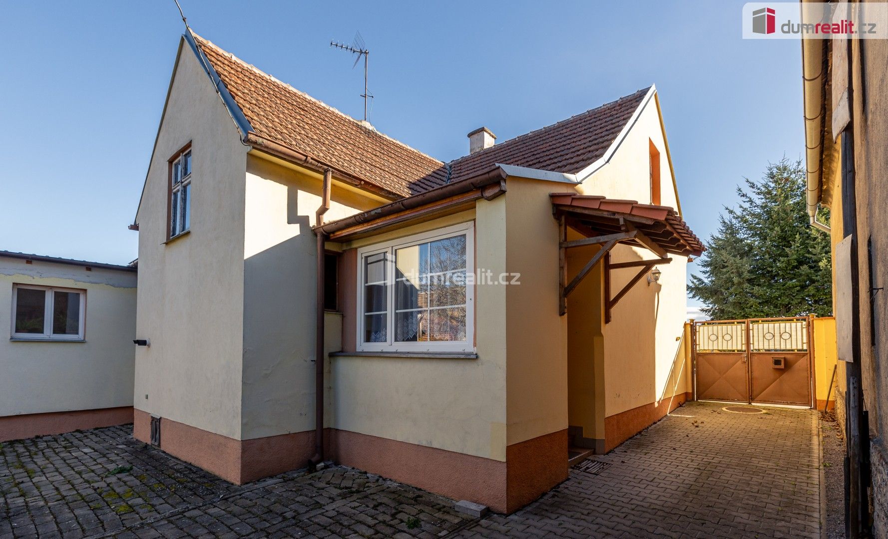 Prodej domu 115 m² - foto 2