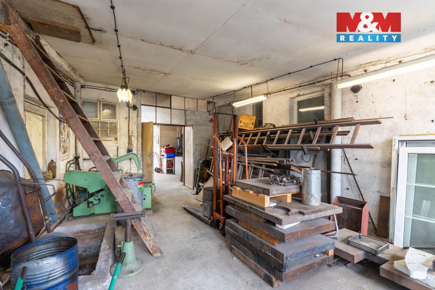 Prodej komerčního prostoru 180 m² - foto 36