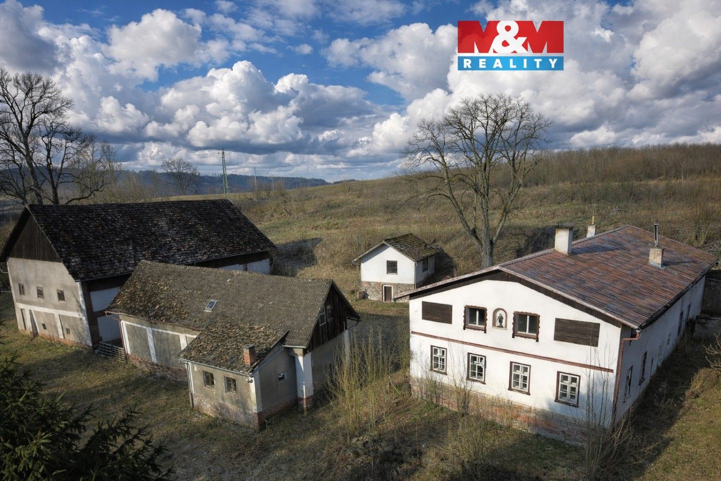 Prodej nemovitosti 380 m² - foto 1
