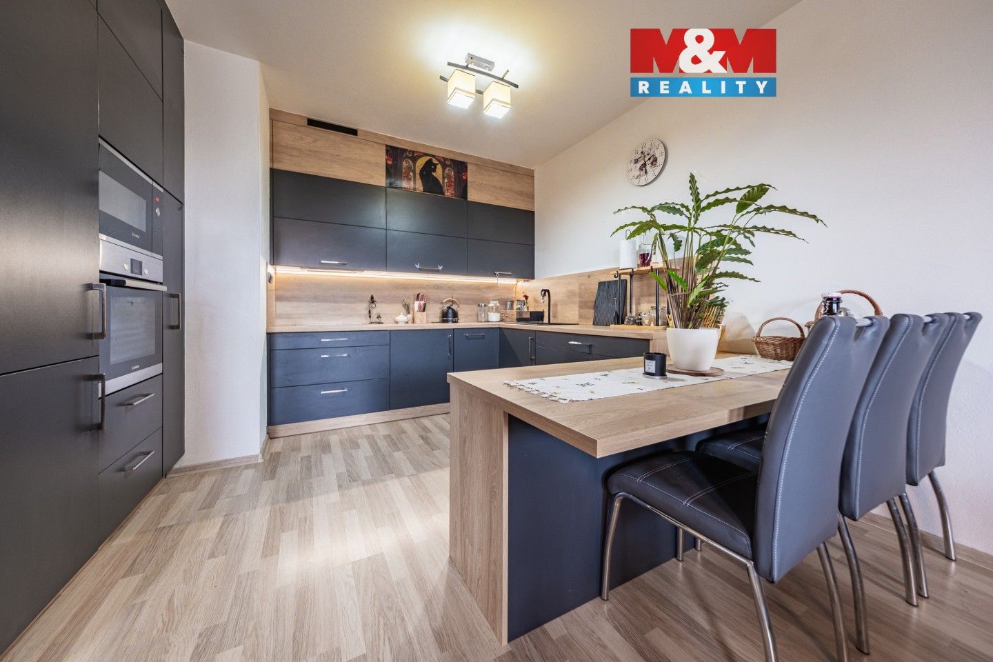 Prodej bytu 3+kk 80 m² - foto 1