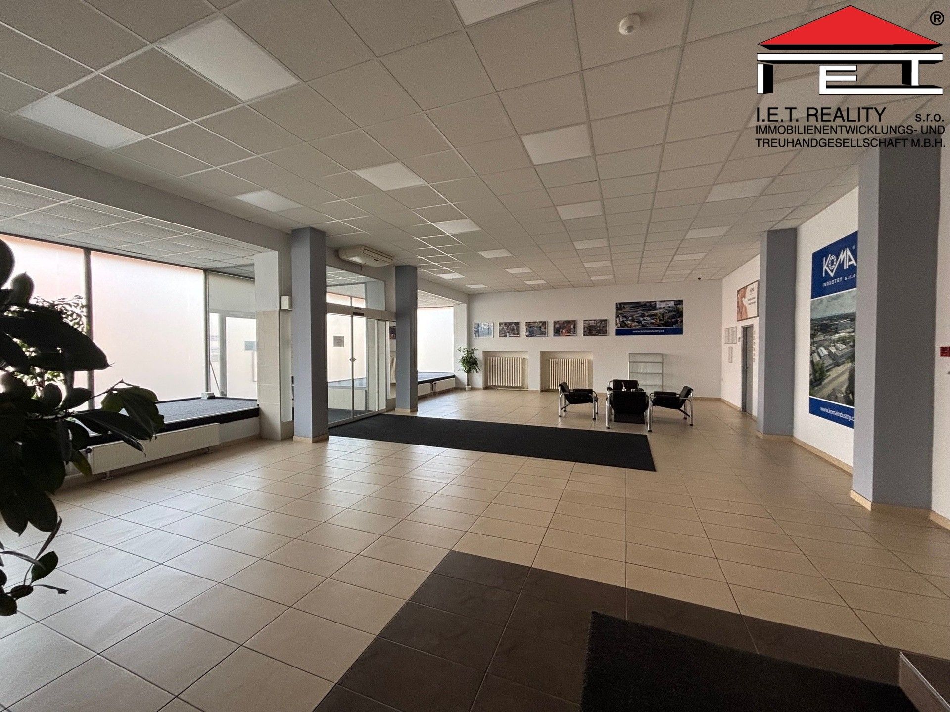Pronájem komerčního prostoru 1415 m² - foto 8