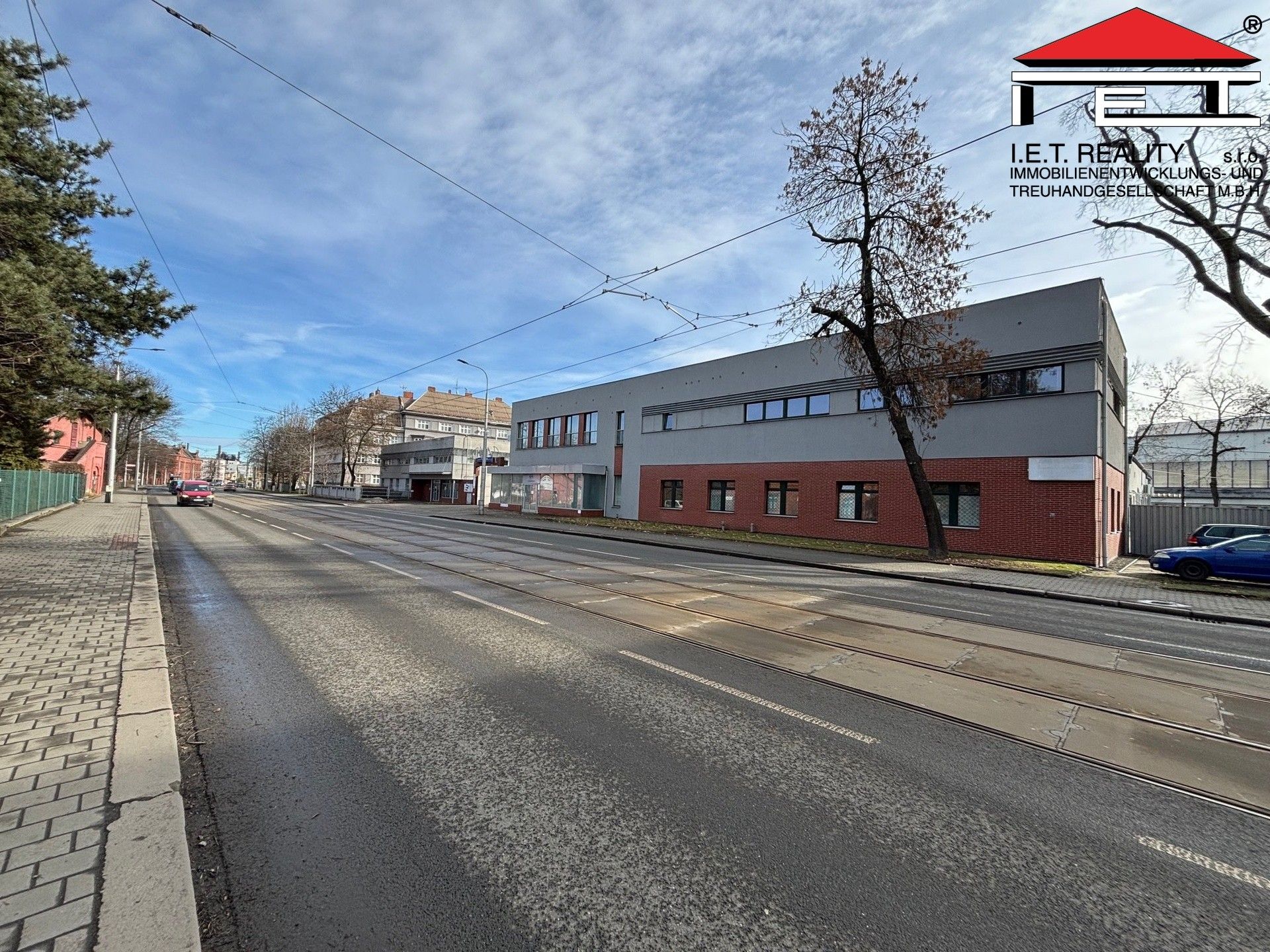 Pronájem komerčního prostoru 1415 m² - foto 5