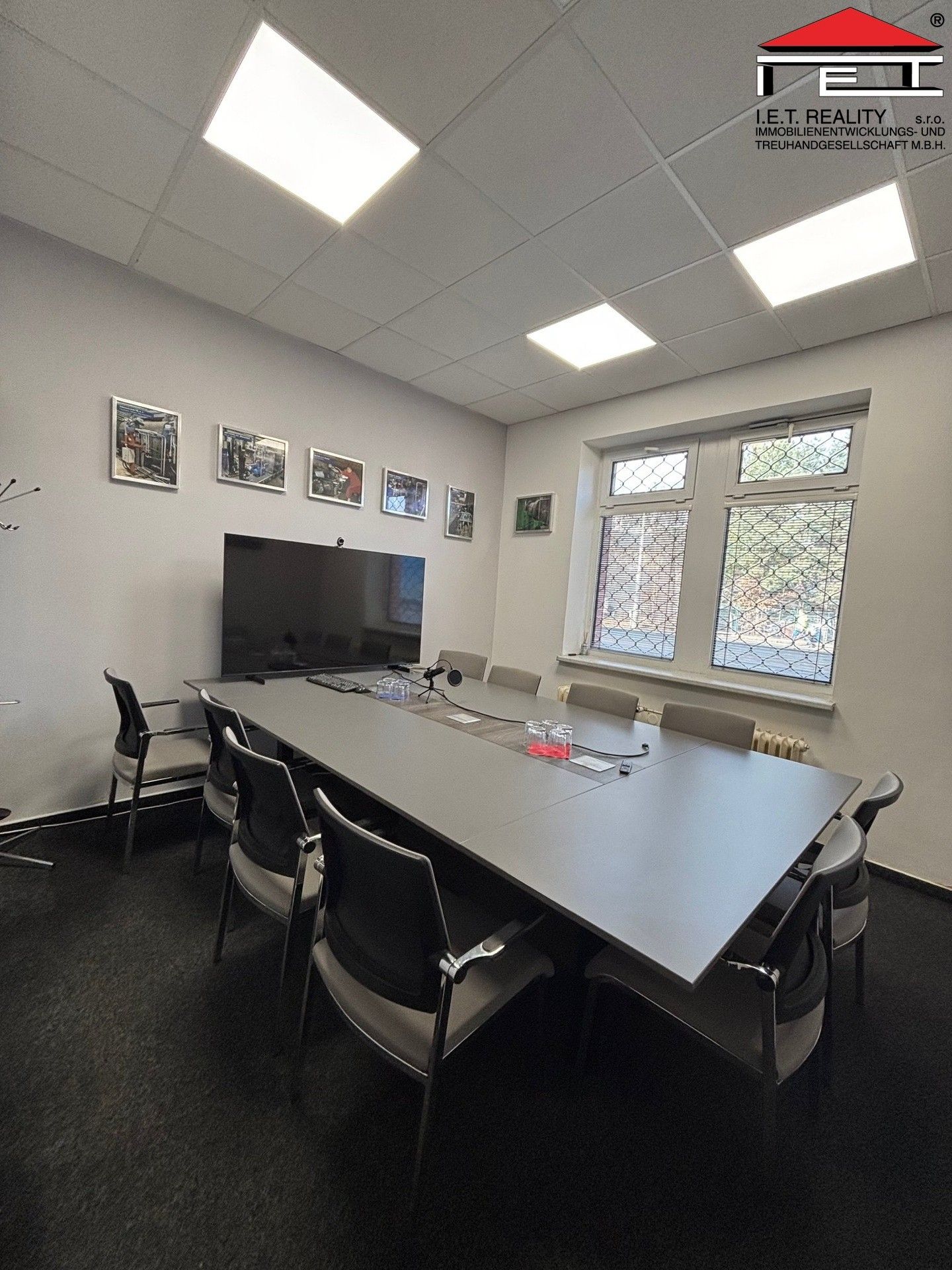 Pronájem komerčního prostoru 1415 m² - foto 13