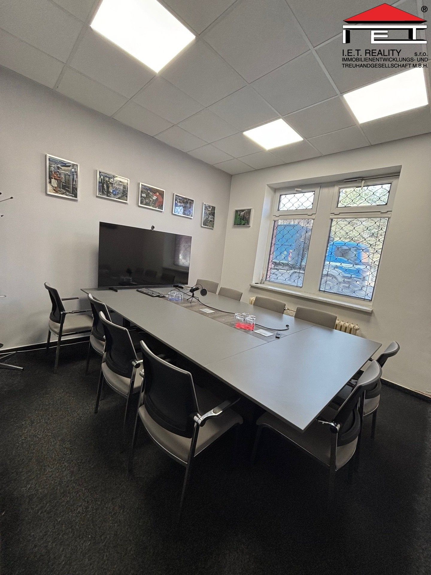 Pronájem komerčního prostoru 1415 m² - foto 12