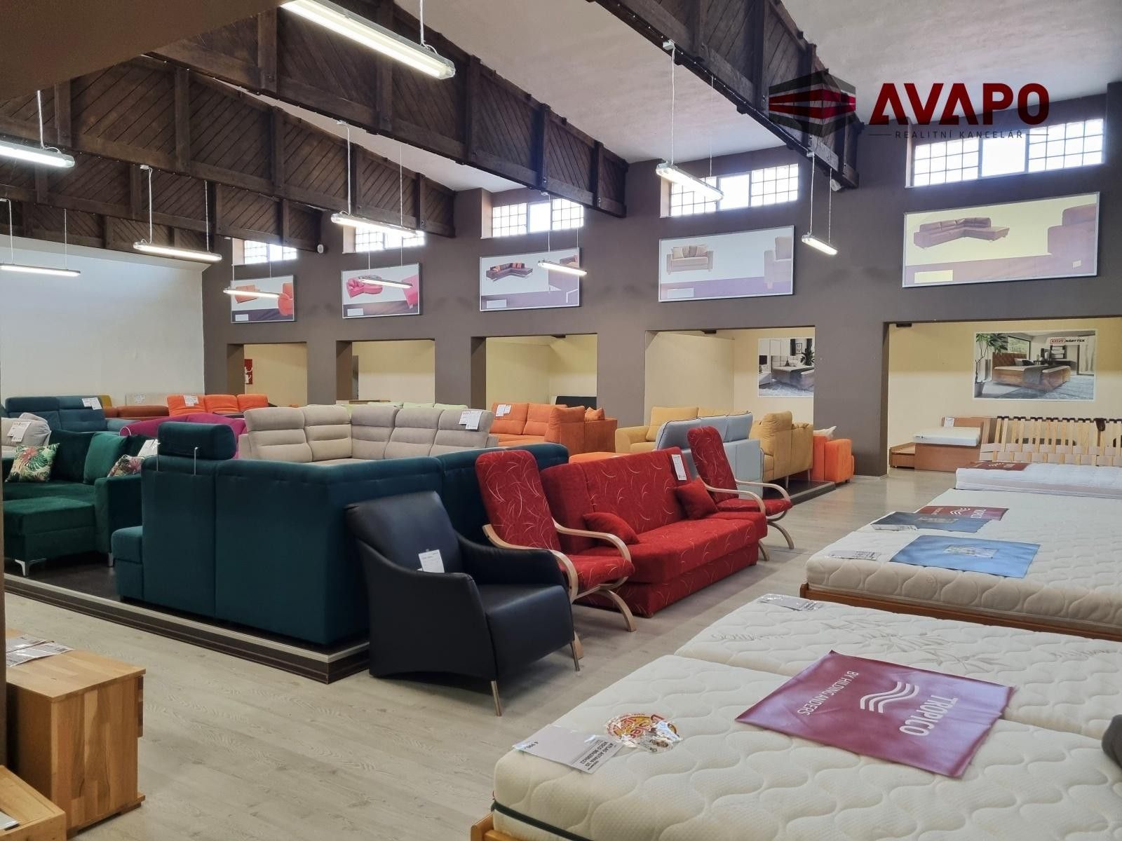 Pronájem komerčního prostoru 386 m² - foto 3