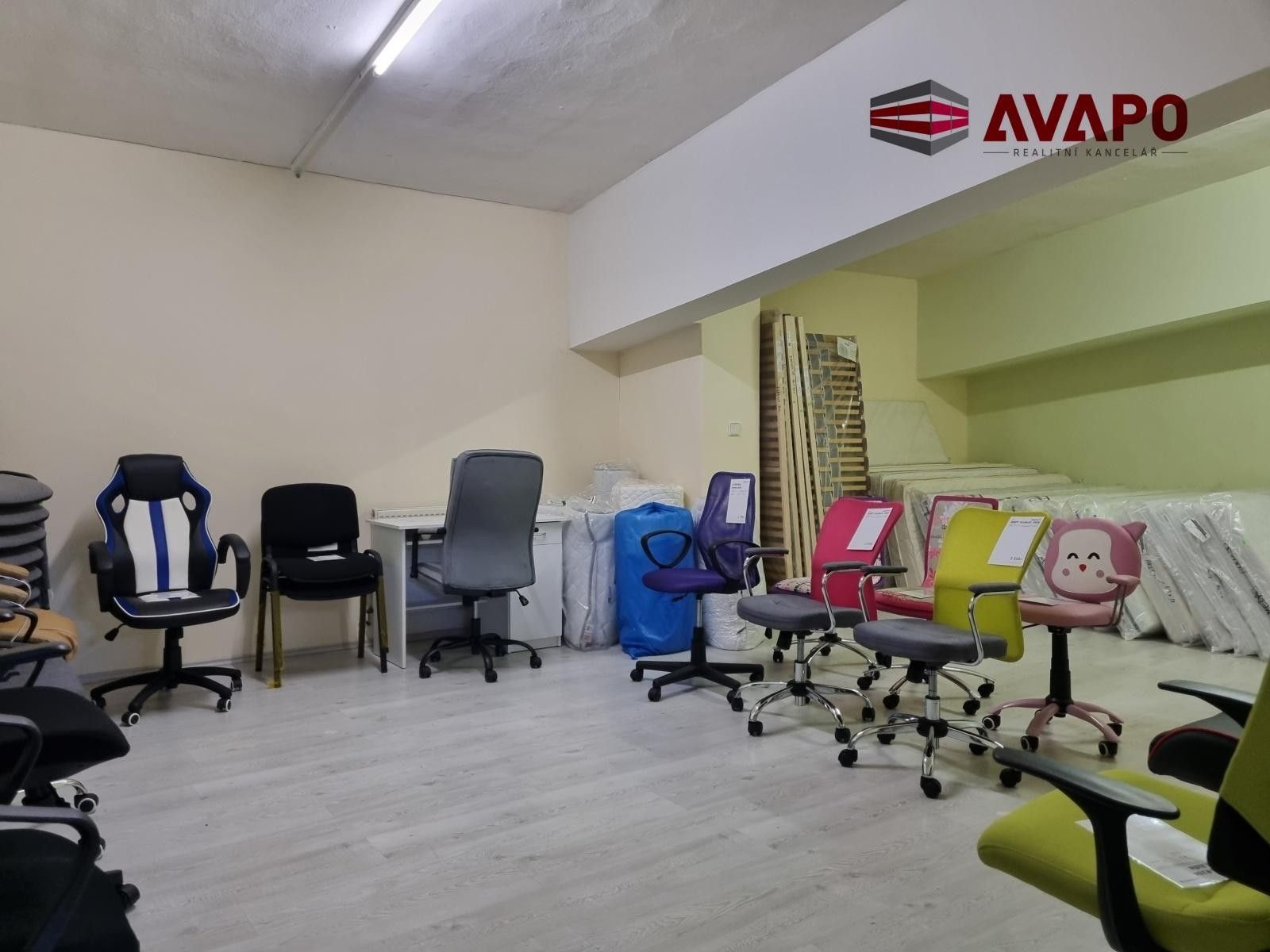 Pronájem komerčního prostoru 386 m² - foto 8