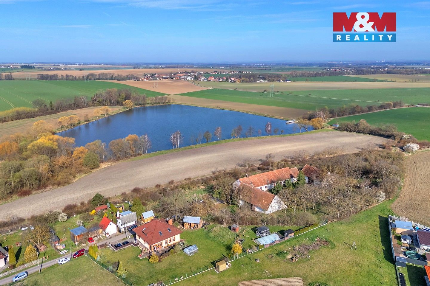 Prodej nemovitosti 253 m² - foto 2
