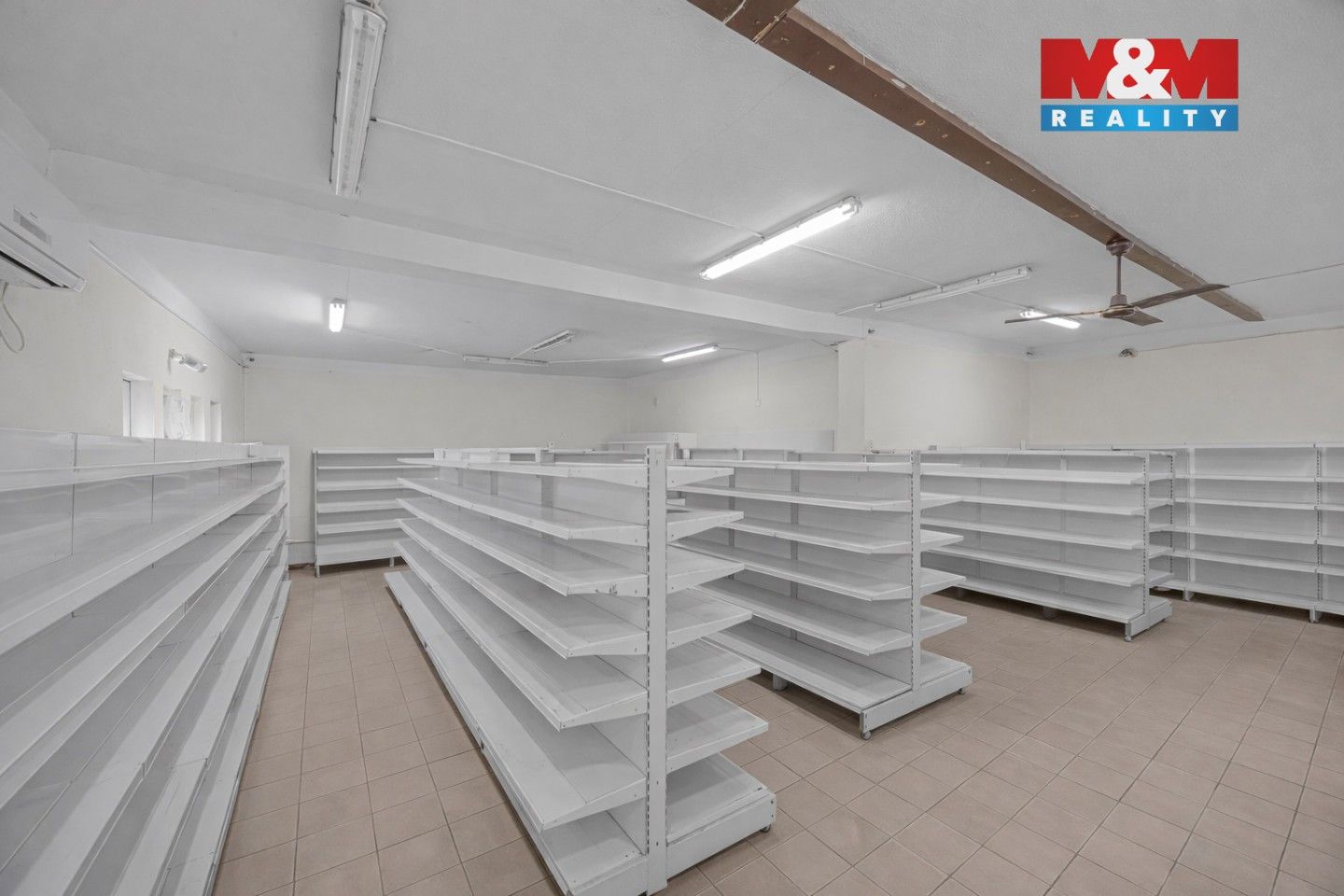 Prodej komerčního prostoru 155 m² - foto 6