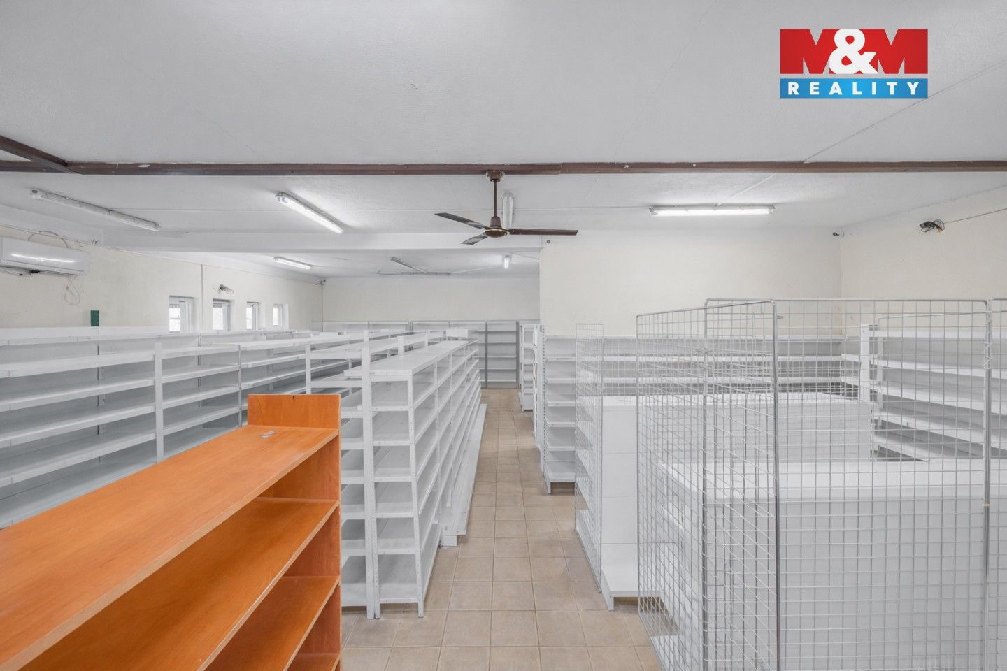 Prodej komerčního prostoru 155 m² - foto 3