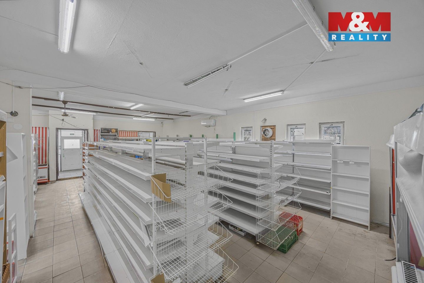 Prodej komerčního prostoru 155 m² - foto 14