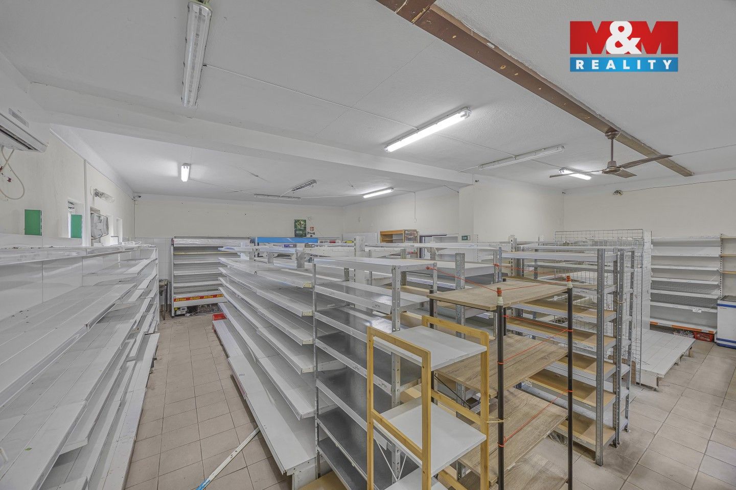 Prodej komerčního prostoru 155 m² - foto 16