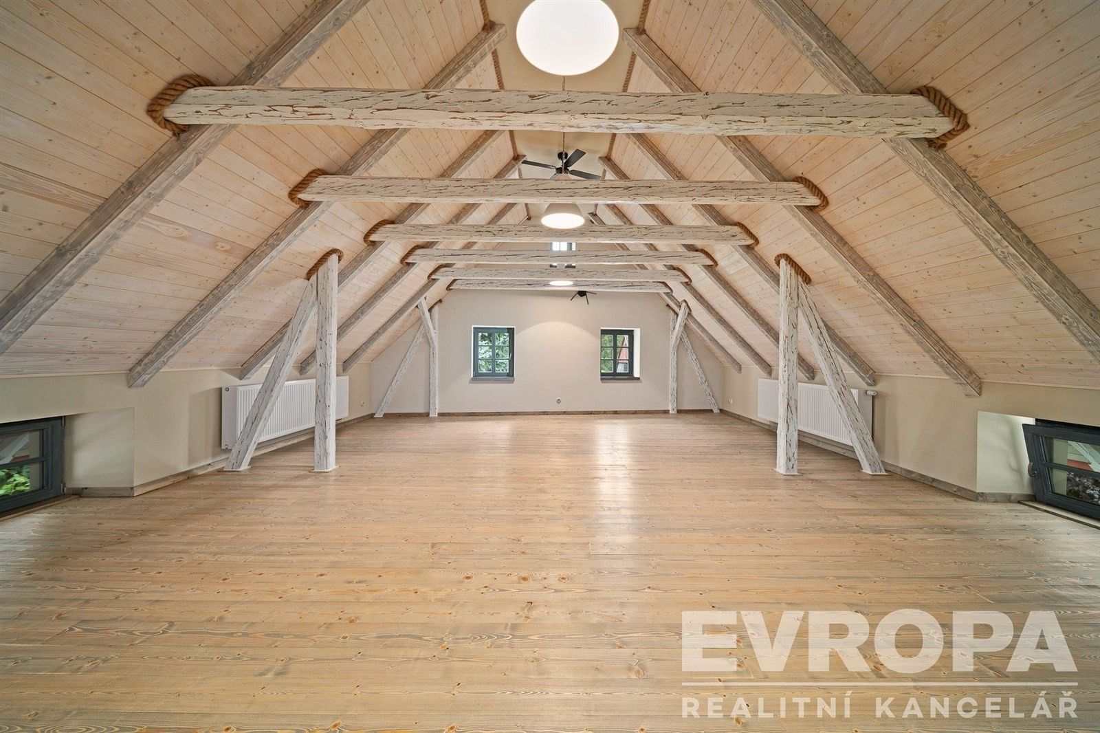 Prodej domu 280 m² - foto 19