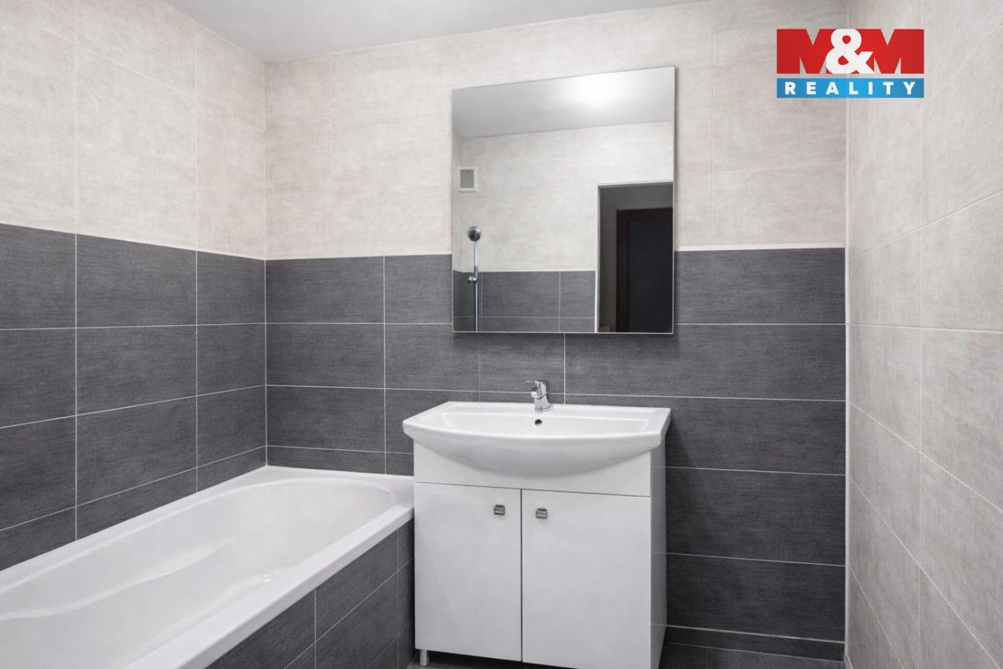 Pronájem bytu 2+1 59 m² - foto 6
