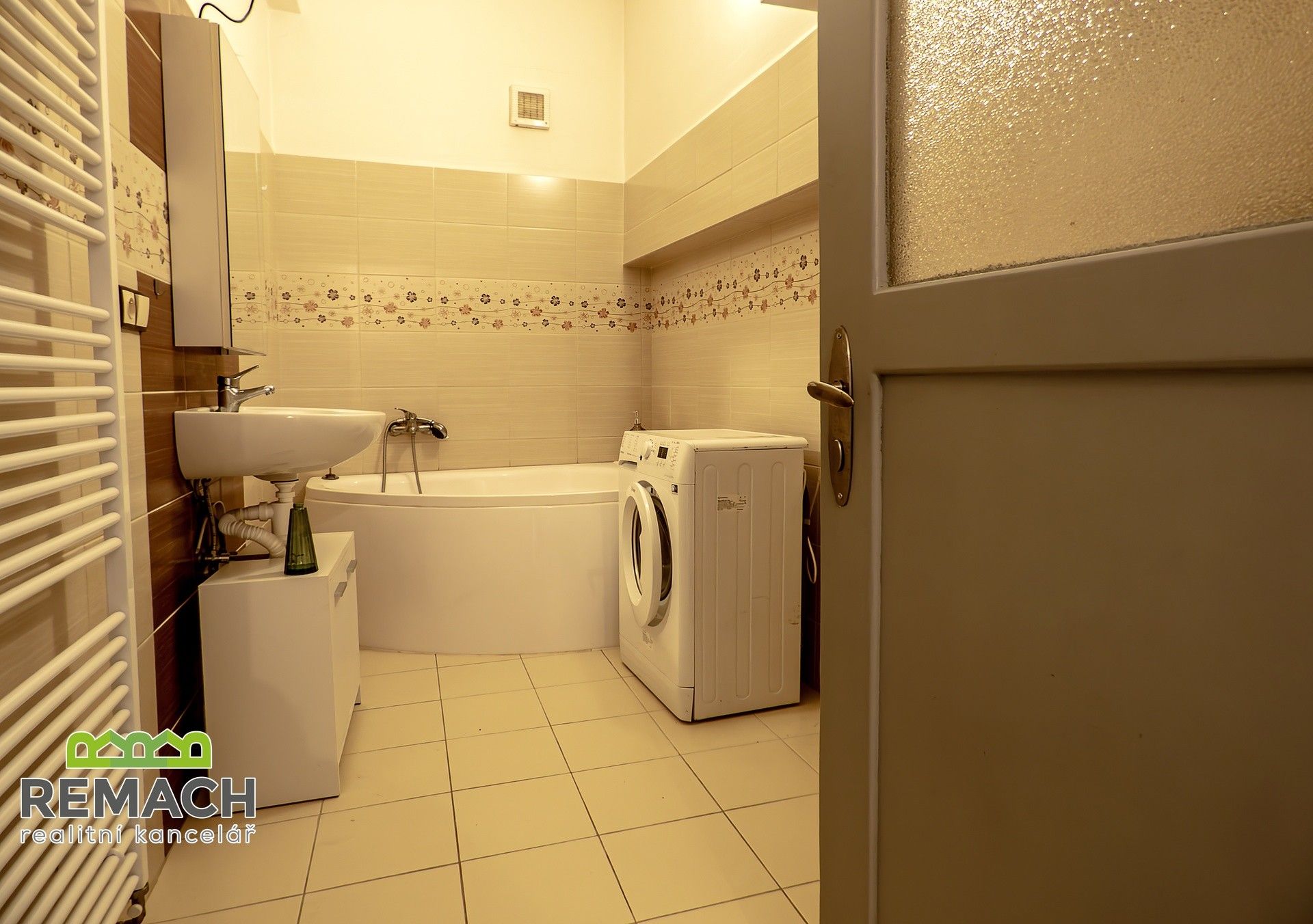 Pronájem bytu 2+1 50 m² - foto 10