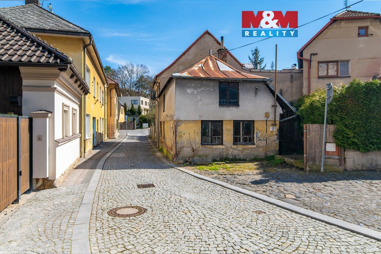 Prodej domu 100 m² - foto 1