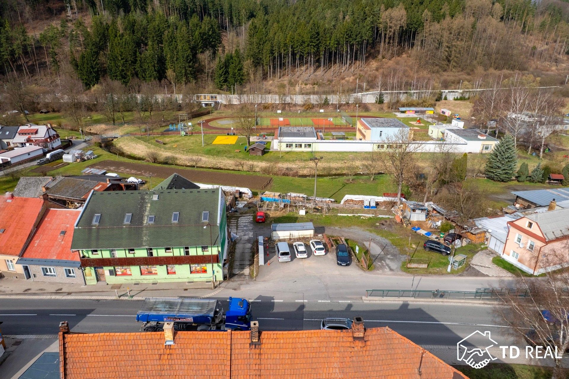 Prodej komerčního prostoru 447 m² - foto 5