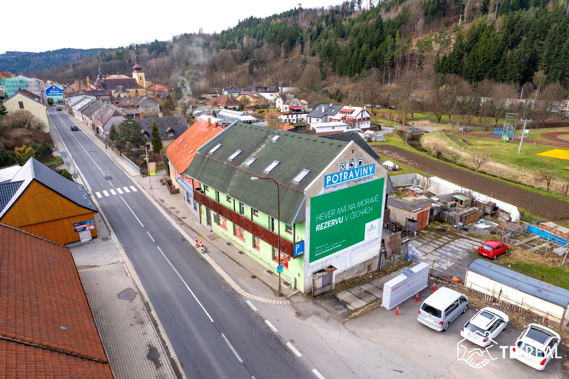 Prodej komerčního prostoru 447 m² - foto 3