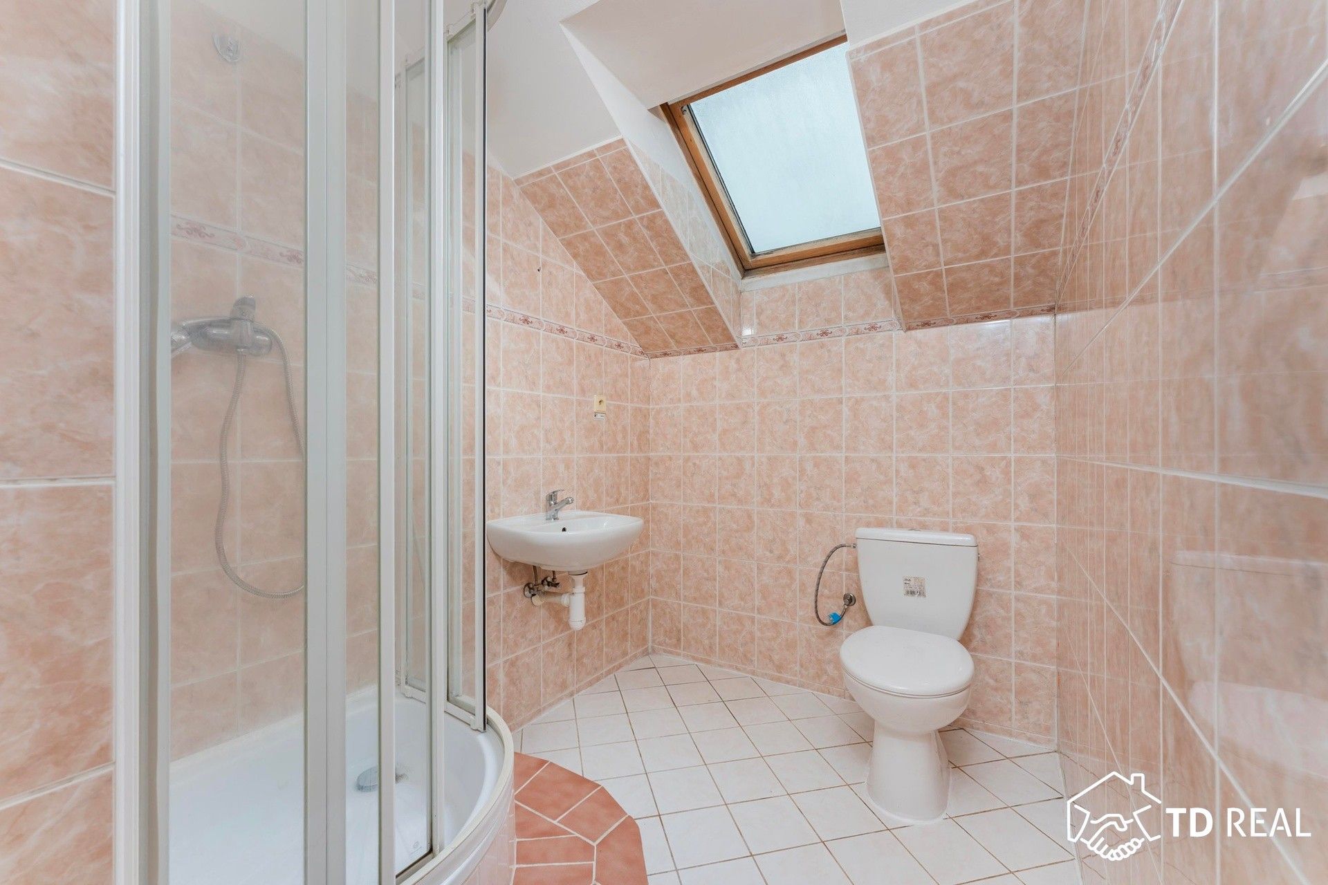 Prodej komerčního prostoru 447 m² - foto 20