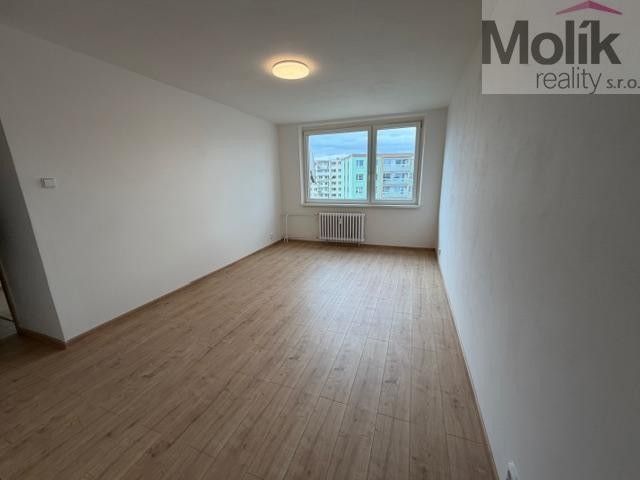 Pronájem bytu 2+kk 39 m² - foto 8