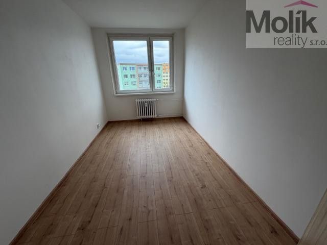 Pronájem bytu 2+kk 39 m² - foto 9