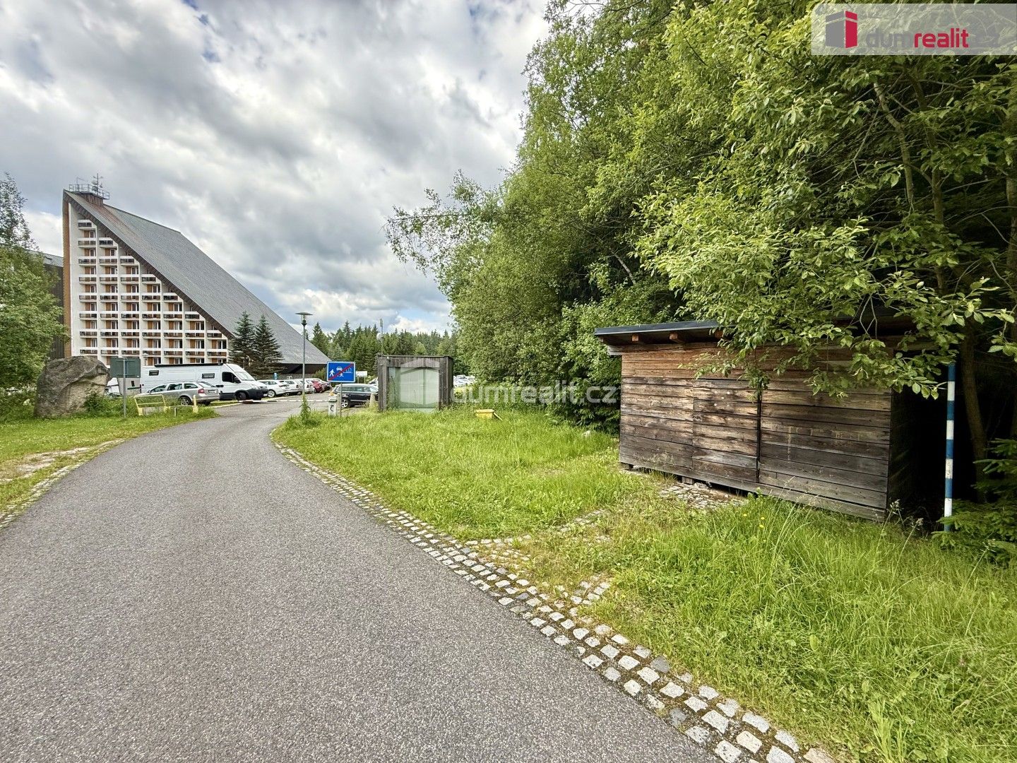 Prodej pozemku 450 m² - foto 2