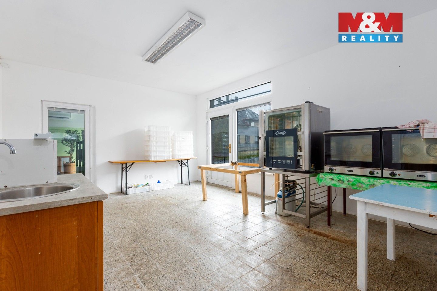 Prodej komerčního prostoru 128 m² - foto 5